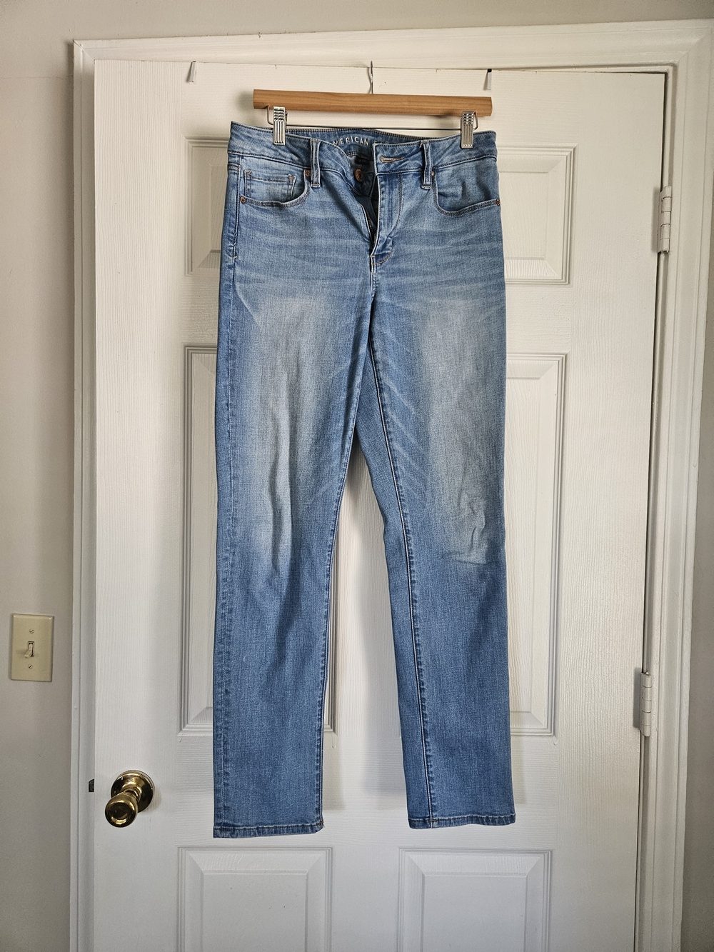 American Eagle Outfitters Light Blue Slim Straight Jeans